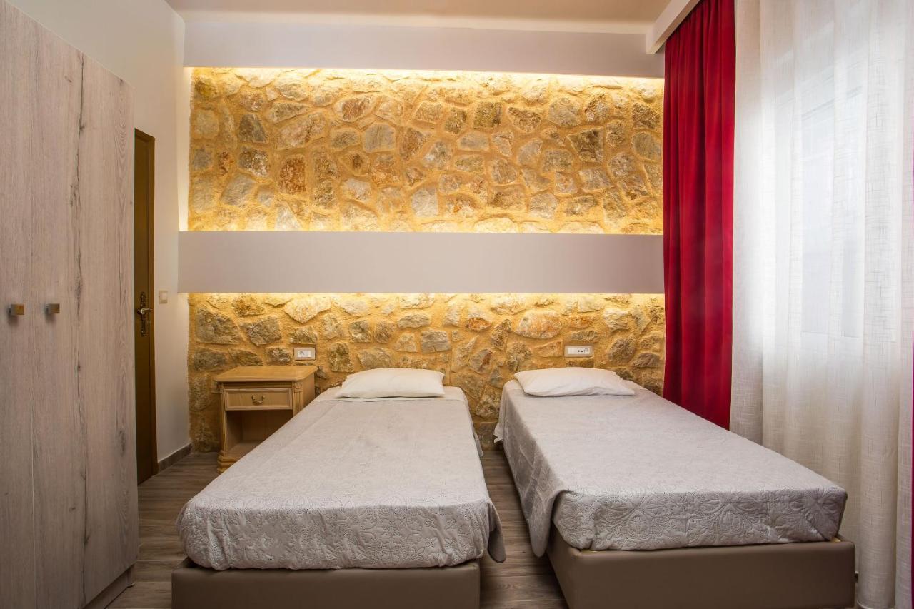 הוילה פליראקי Errik Luxury House מראה חיצוני תמונה